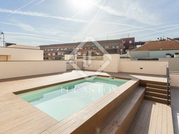 110m² apartment with 74m² terrace for sale in Sants
