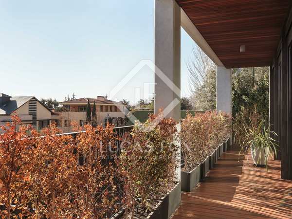 240m² apartment with 24m² terrace for sale in Pedralbes