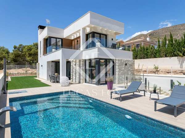 Casa / villa de 333m² con 17m² terraza en venta en Finestrat