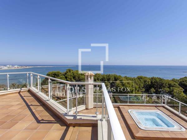 Casa / Vila de 199m² with 100m² terraço à venda em Dénia