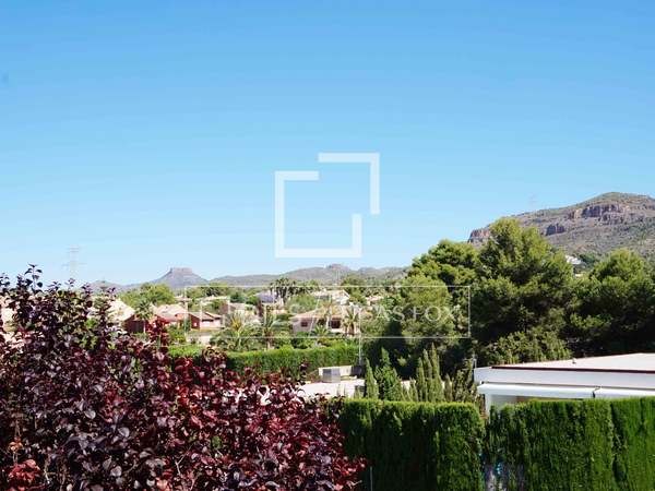 Casa / Vila de 440m² with 200m² Jardim à venda em Puzol