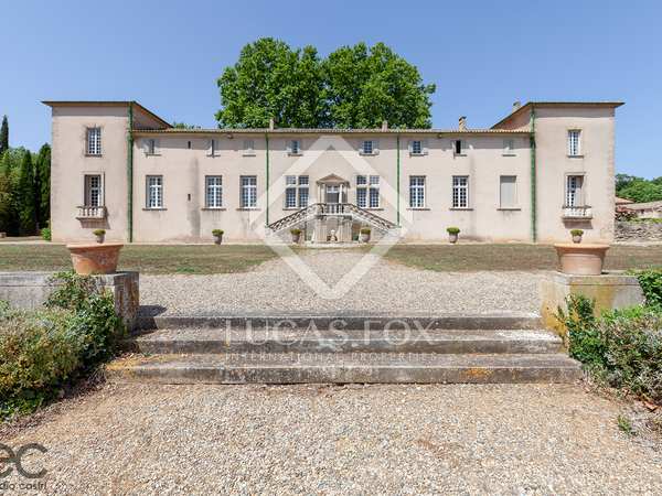 4,000m² castle / palace for sale in South France, France