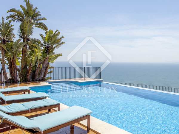 Villa de lujo de 400 m² con piscina en venta en Cullera