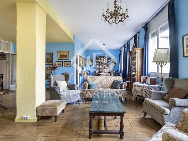270m² apartment for sale in Eixample Left, Barcelona