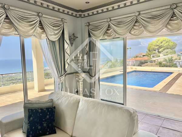 701m² house / villa with 244m² terrace for sale in Altea Town