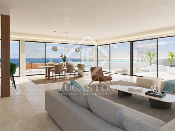 298m² penthouse with 64m² terrace for sale in Higuerón