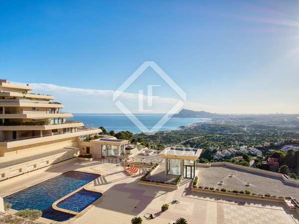 320m² penthouse with 261m² terrace for sale in Altea Town
