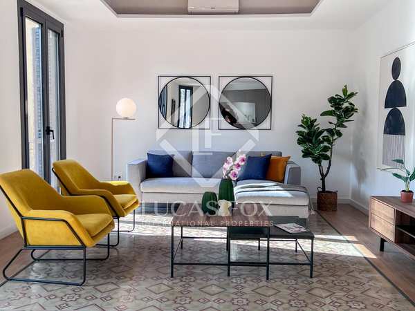 149m² apartment for sale in Sant Antoni, Barcelona