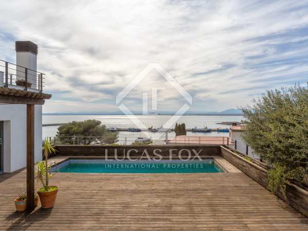 300m² house / villa for sale in Roses, Costa Brava