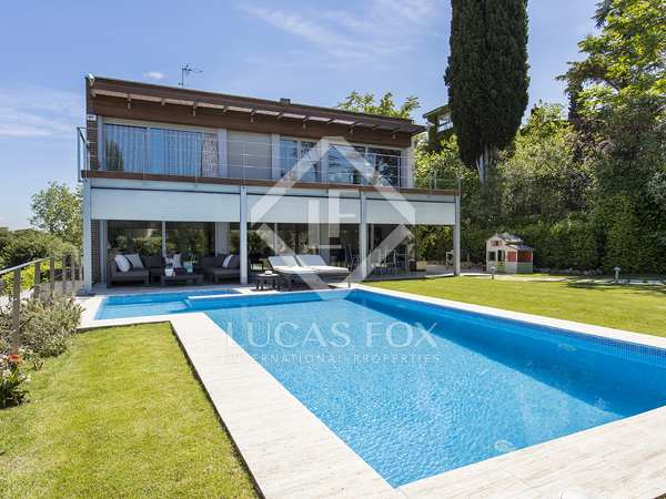 Villa van 531m² te huur in Valldoreix, Barcelona