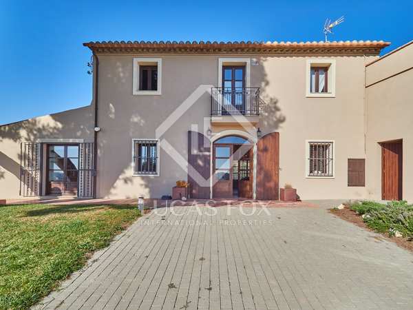 340m² country house for sale in Penedès, Barcelona