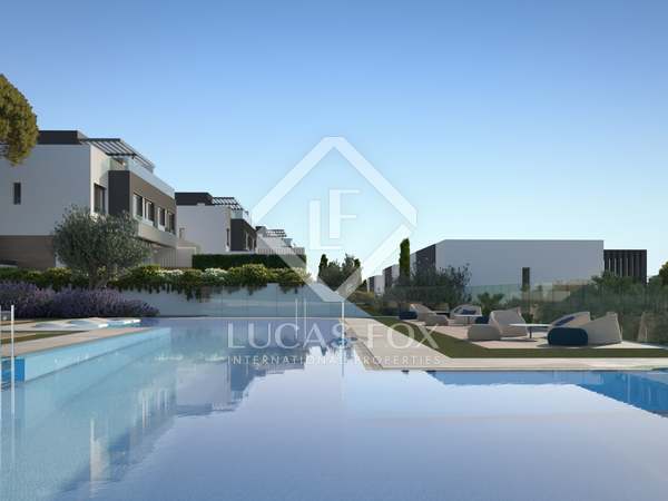 200m² house / villa with 73m² terrace for sale in Atalaya