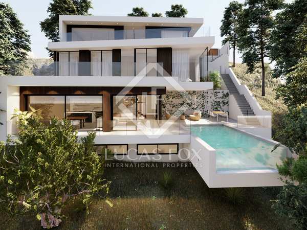 532m² house / villa for sale in East Málaga, Málaga