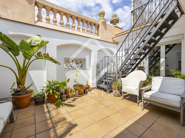 96m² apartment with 100m² terrace for sale in Eixample Left