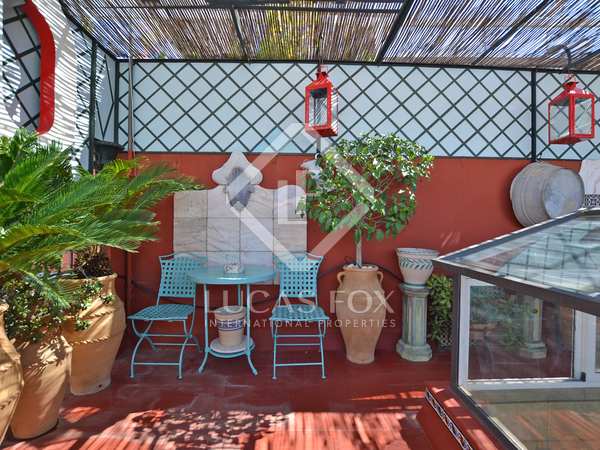 153m² house / villa with 43m² terrace for sale in Sevilla