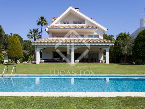 Large house for sale in Terramar, Sitges