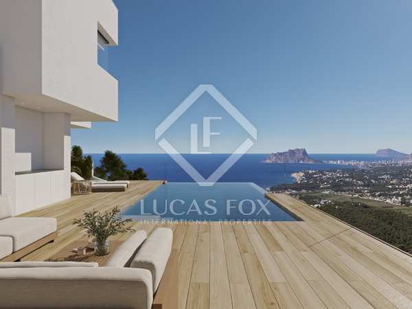 198m² house / villa with 119m² garden for sale in Cumbre del Sol