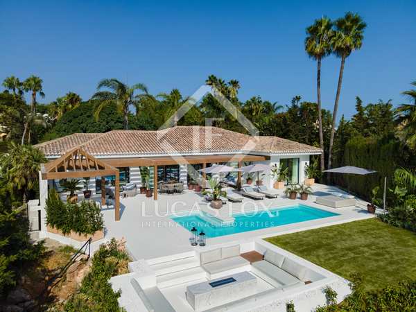531m² haus / villa mit 101m² terrasse zum Verkauf in Nueva Andalucía