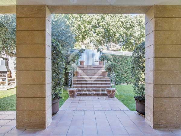 Villa de 727 m² con 802 m² de jardín en venta en Pedralbes