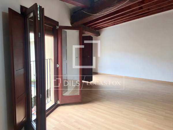 在 El Mercat, 瓦伦西亚 87m² 出售 房子