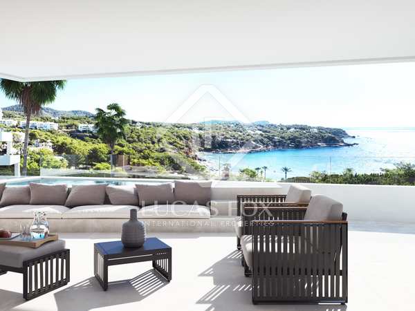 215m² apartment with 57m² garden for sale in Santa Eulalia