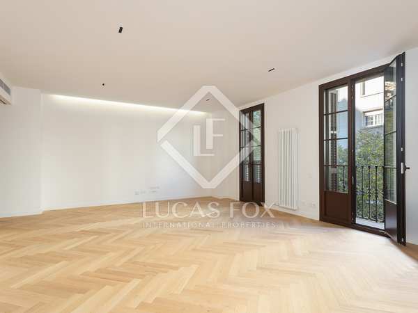171m² apartment for sale in Eixample Left, Barcelona