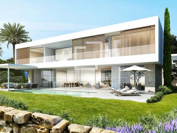 714m² Hus/Villa med 395m² Trädgård till salu i Estepona