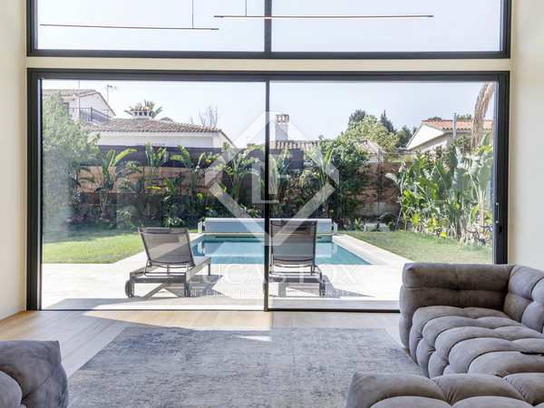 Casa / vil·la de 219m² en venda a La Canyada, València