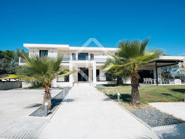 600m² haus / villa zum Verkauf in Ciudalcampo, Madrid