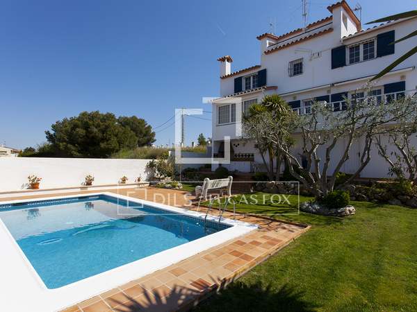 470m² house for sale in Mas d'en Serra, Sitges