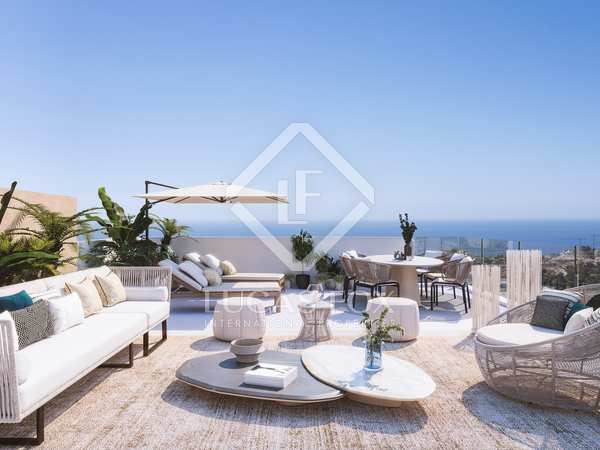 396m² house / villa with 32m² garden for sale in west-malaga