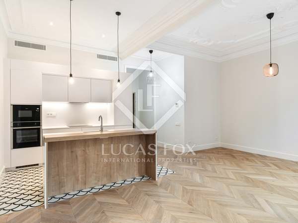 Piso de 60m² en venta en Eixample Derecho, Barcelona