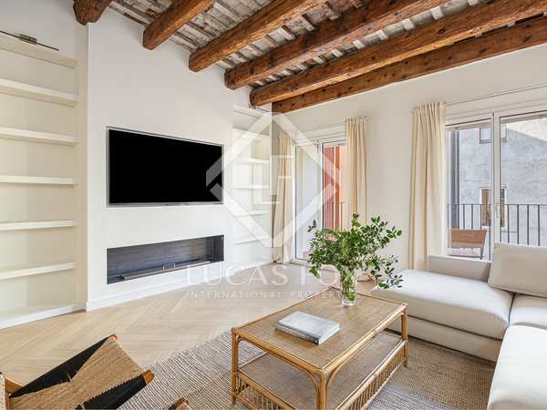 171m² apartment with 10m² terrace for sale in El Born