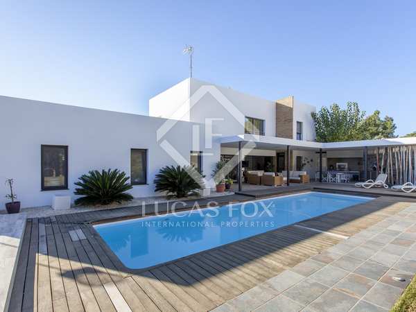 371m² house / villa for rent in Bétera, Valencia