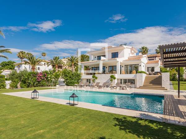 在 Elviria, Costa del Sol 467m² 出售 豪宅/别墅 包括 302m² 露台