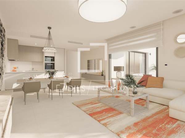 164m² Lägenhet med 53m² Trädgård till salu i Estepona