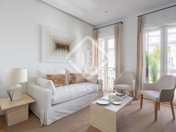 85m² apartment for sale in Recoletos, Madrid