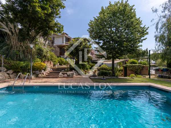 562m² house / villa for sale in Cabrils, Barcelona