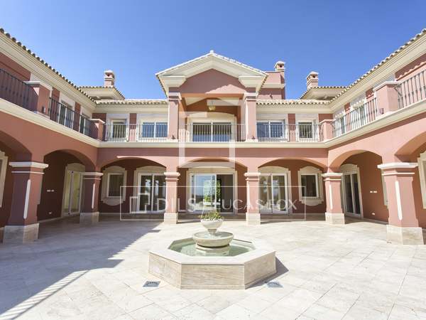 Casa / Villa di 1,524m&sup2; con 283m&sup2; terrazza in vendita a Benahav&iacute;s