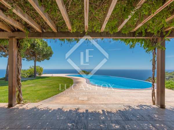 Costa Brava luxury villa for sale in Sant Feliu de Guixols
