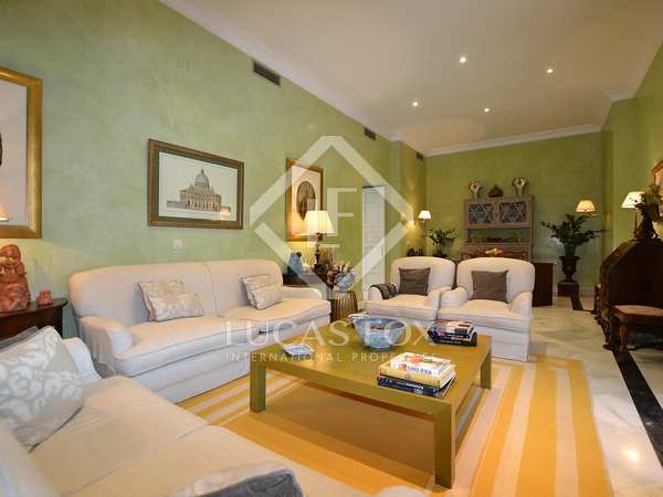 185m² apartment for rent in Sevilla, Spain