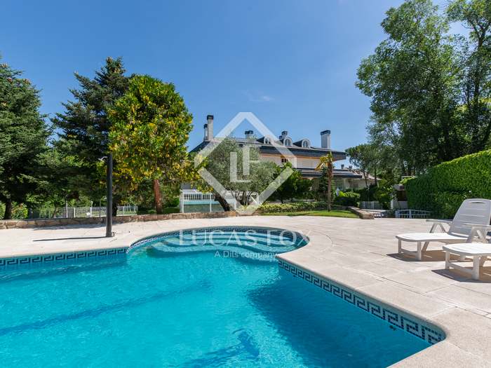 928m² house / villa for sale in Pozuelo, Madrid