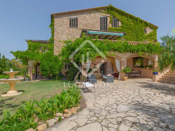 Houses and mansions for sale in Alt Empordà - Lucas Fox