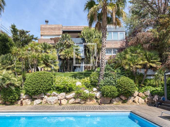 Luxury property for sale and rent in Barcelona Lucas Fox