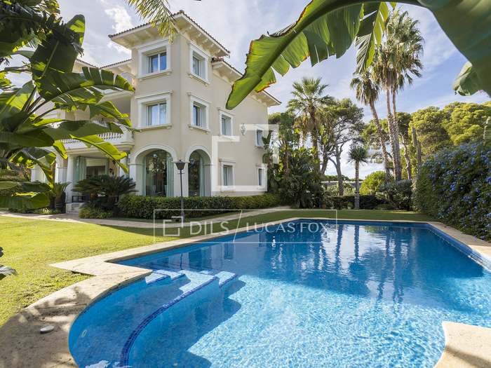 Apartments and houses for sale in Sitges, Barcelona Lucas Fox