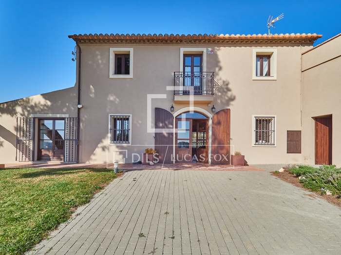 Apartments and houses for sale in Sitges, Barcelona Lucas Fox