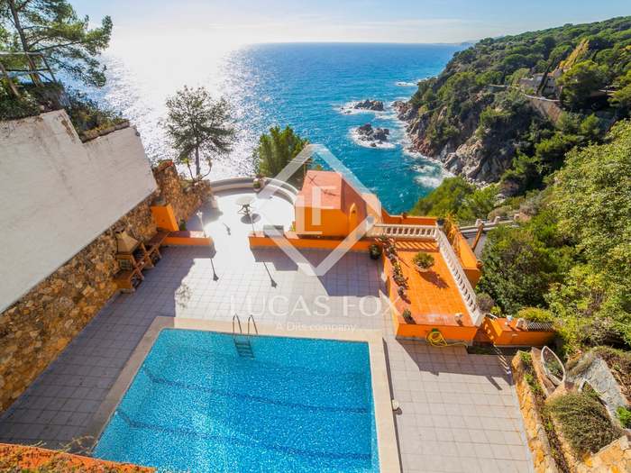 Seafront Costa Brava villa for sale in Lloret de Mar