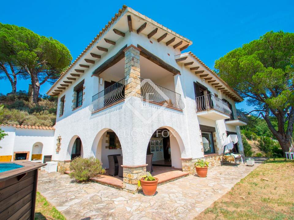 Casa / Villa de 266m² con 1,798m² de jardín en venta en Platja d'Aro