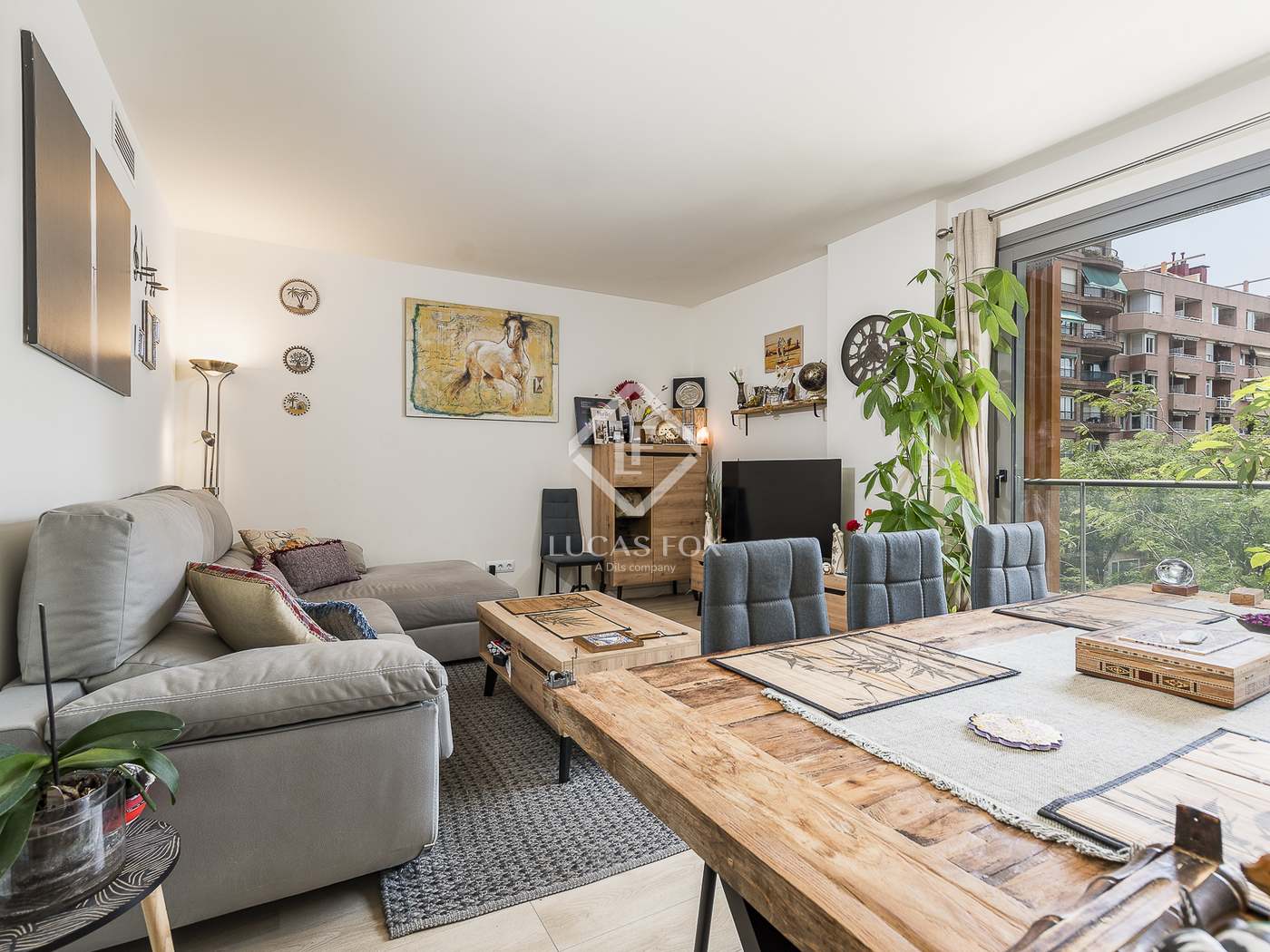 Apartment in Barcelona - Image 2