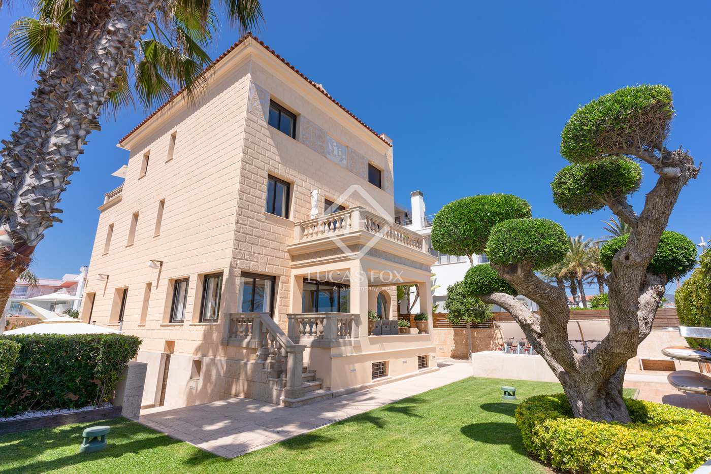 House in Sitges - view 1